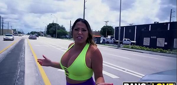  Big Booty Gets Fucked Julianna Vega